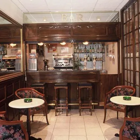 Otel Grand D'angleterre Lourdes